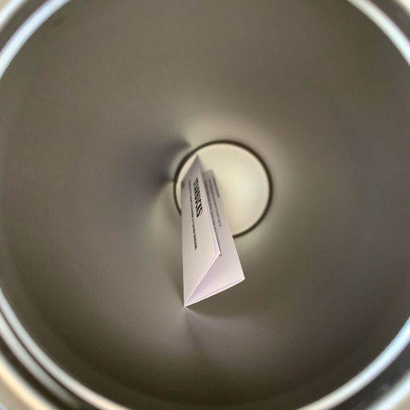 Starbucks Summer 2021 Blue 24oz tumbler - Picture 7 of 9